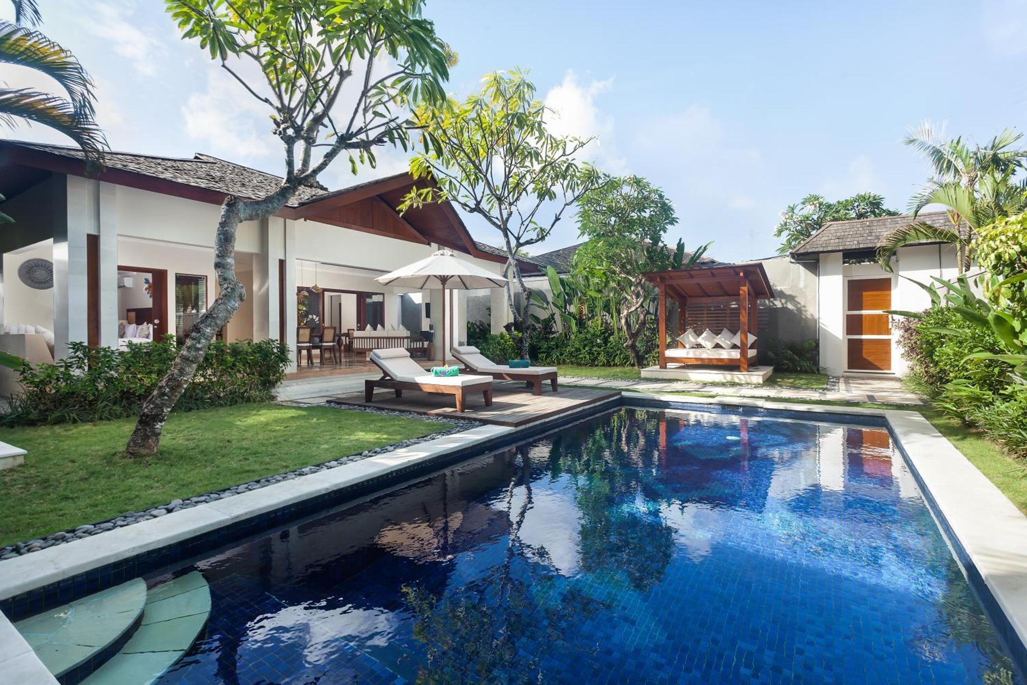 Ghana Villa Seminyak By Pramana Villas Exteriör bild